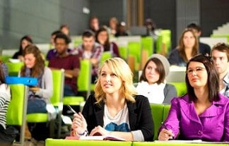 ЕСТЬ ЛИ СМЫСЛ ПОЛУЧАТЬ ВЫСШЕЕ ОБРАЗОВАНИЕ В БЕЛАРУСИ?